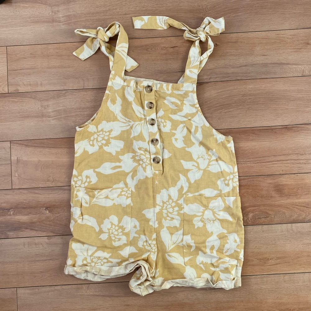O’Neil hibiscus romper